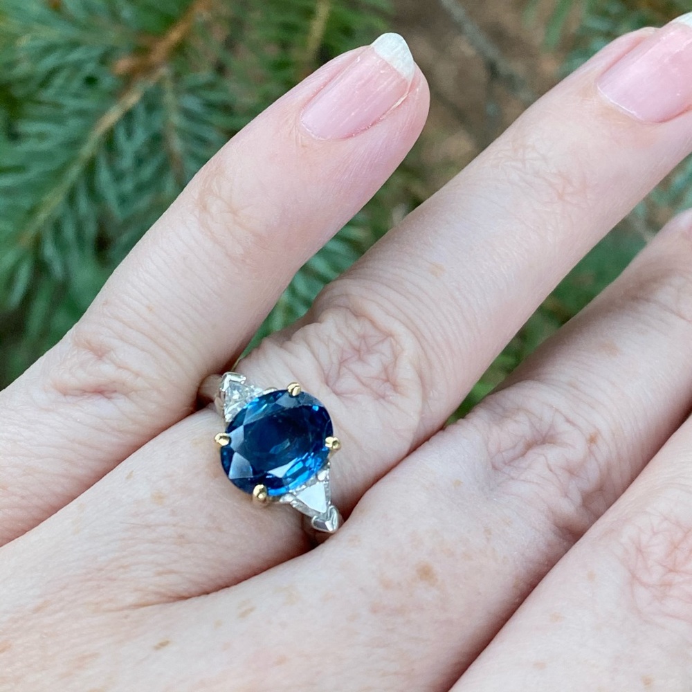 Platinum and Sapphire ring